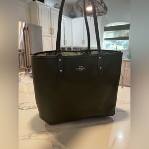 Coach reversible City tote with banana leaves print